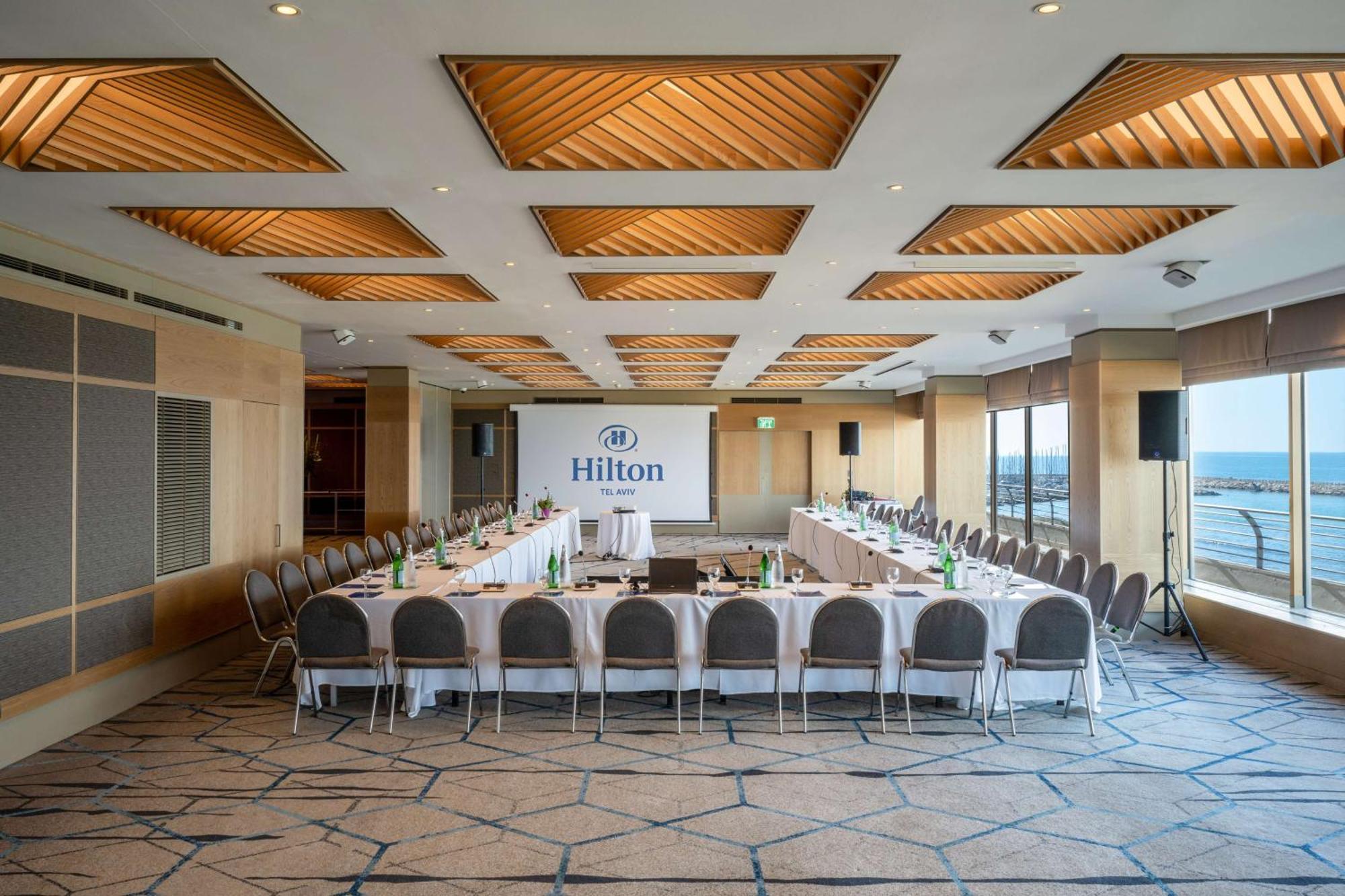 Отель The Vista At Hilton Тель-Авив Экстерьер фото